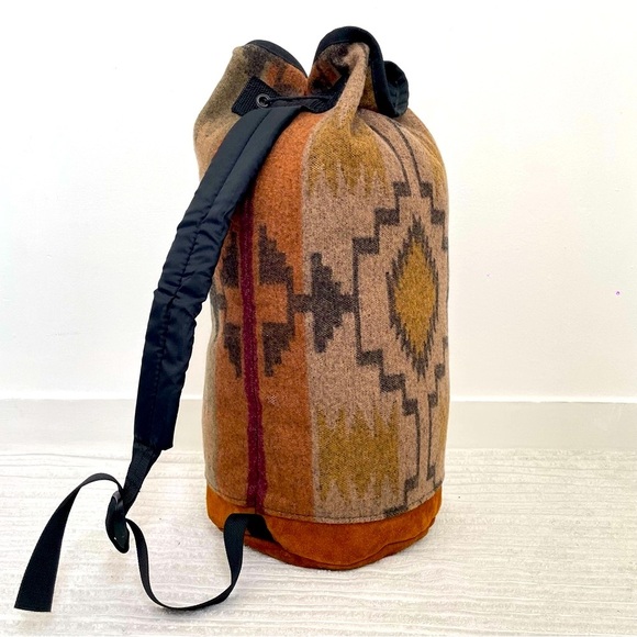 Pendleton Wool Duffle Sling Crossbody Bag - Picture 1 of 9